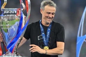 星空体育官网-清晨巴黎圣日耳曼迎来里程碑——欧联节点到来，目标明确，临场指挥获称赞(巴黎圣日耳曼最新比赛)